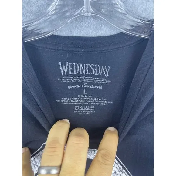 Goodie Two Sleeve Wednesday Shirt Size L Black Short Sleeve Adams Family TV Tee - Picture 5 of 9